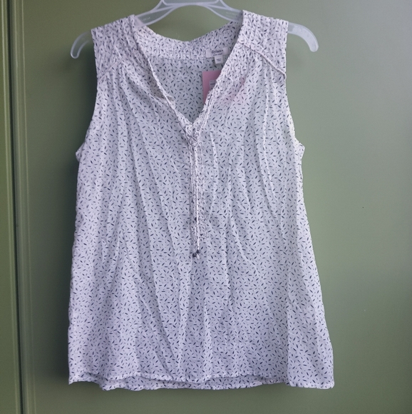 dylan Tops - Dylan Sleeveless Tie-Front Printed Top